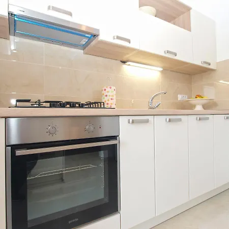 Apartment Lorena1611 *