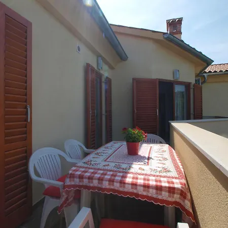 Apartment Lorena1611 *